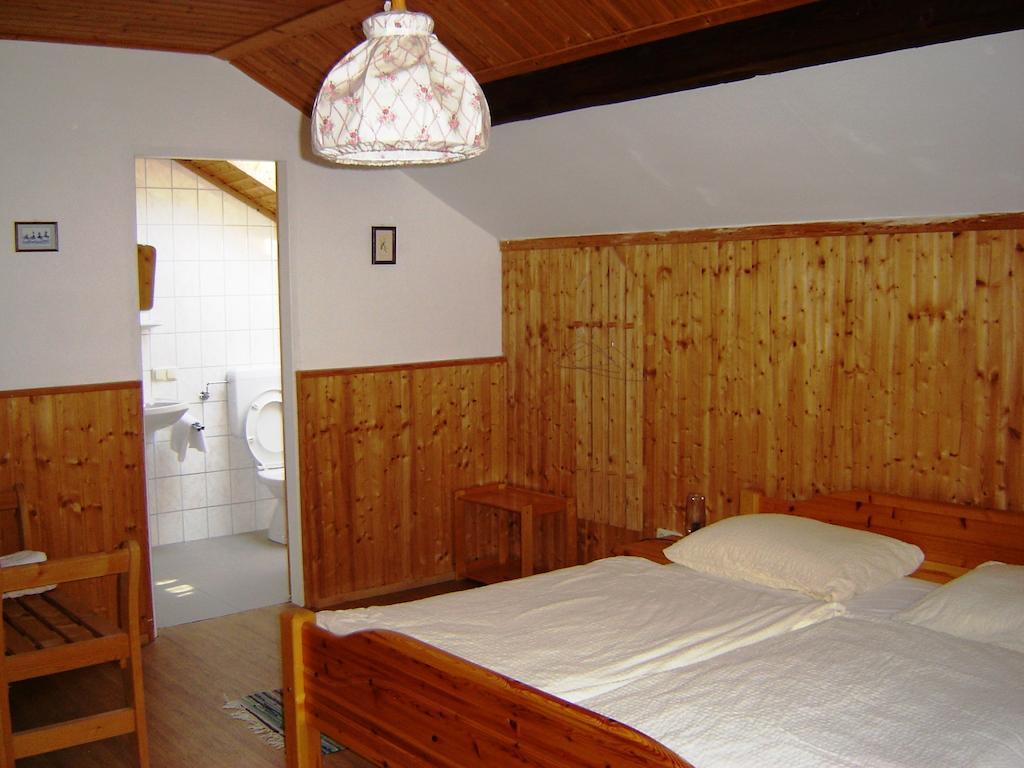 Gasthof Zum Heiligen Nikolaus Haibach ob der Donau Pokój zdjęcie